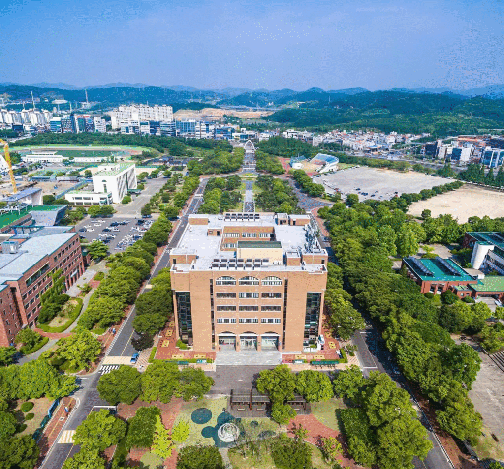 Đại học Quốc gia Gyeongsang - 경상국립대학교 -Trường đại học công lập top đầu về nghiên cứu và đổi mới sáng tạo tại Hàn Quốc Trường Đại học Quốc gia Gyeongsang