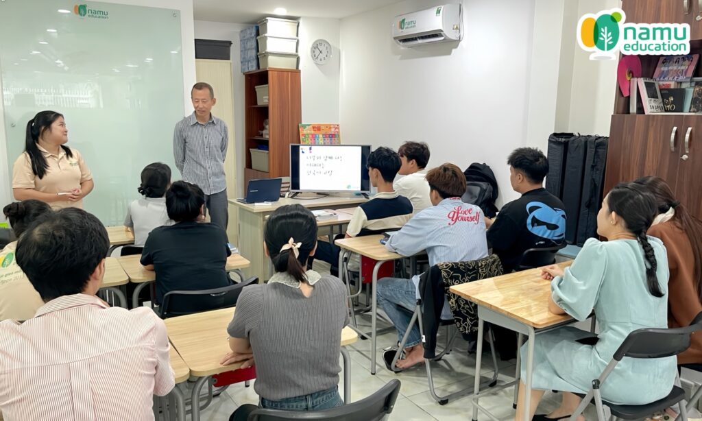 Năm trống là gì?