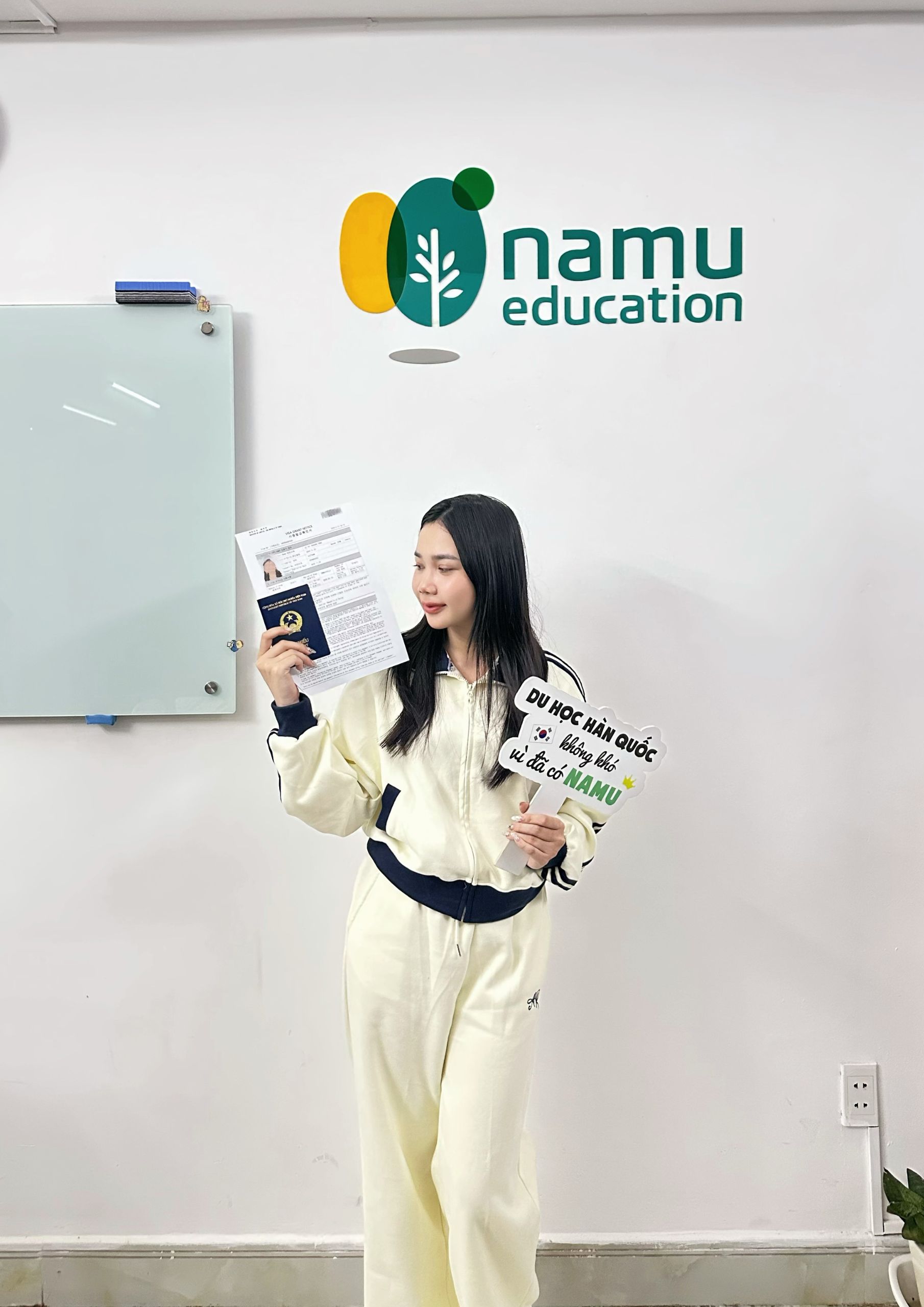 Học viên nhận visa 11